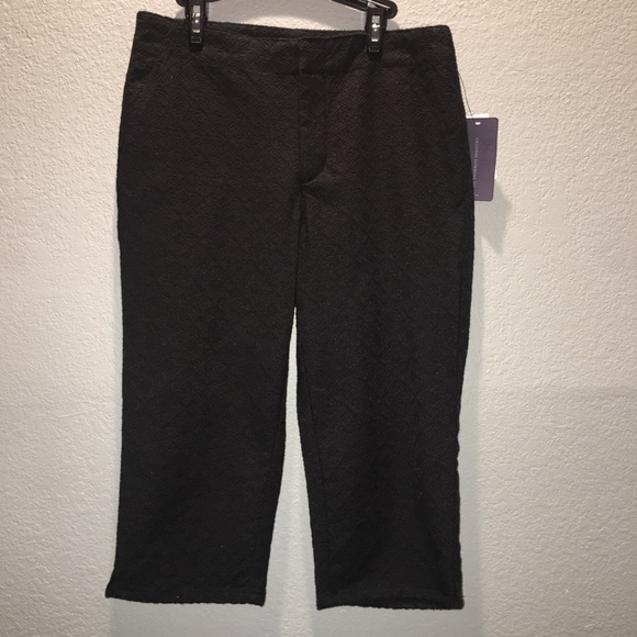 NYDJ Pants - NYDJ Slimming Black Skimmer Shorts Size 2